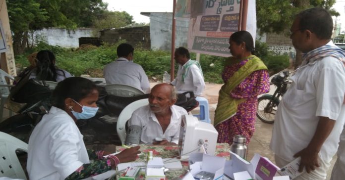 Free medical camp in Arepalli