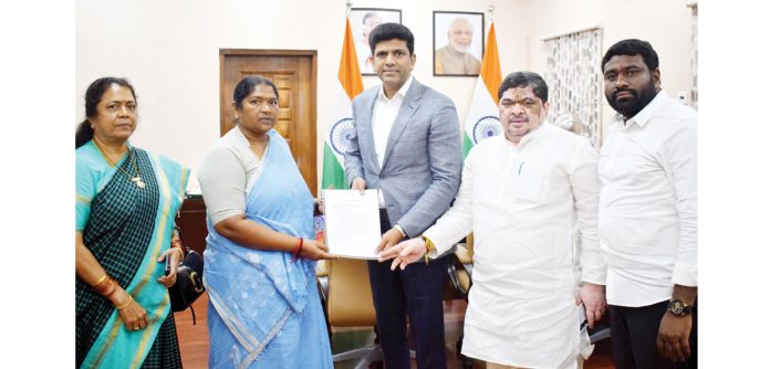 Funds should be increased for employment guarantee