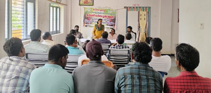 Awareness on oil palm cultivation in Lakkora