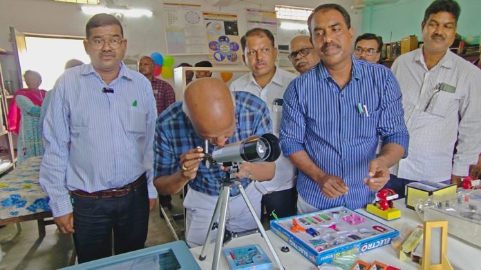DEO Ashok inaugurated science and computer labs.