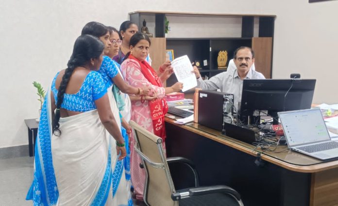 Deputy DMHO Anjana should be suspended immediately.