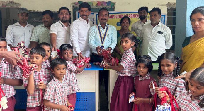 Distribution of belts to students under the auspices of the Rotary Club