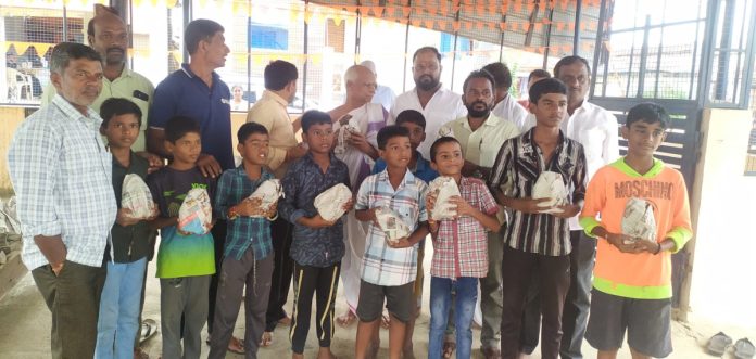 Distribution of clay Ganesha idols