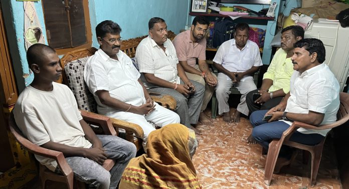 Former MLA visits victims family