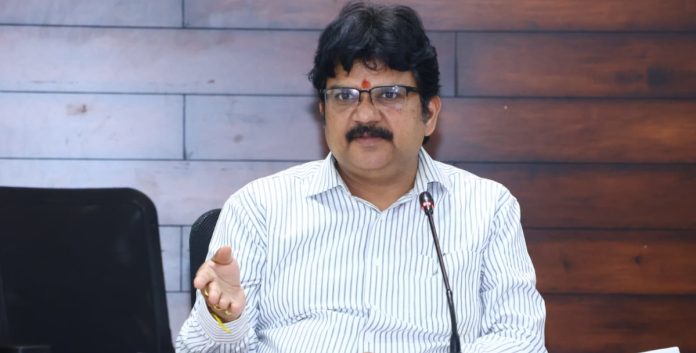 GP Secretary Girdawar suspended: Collector