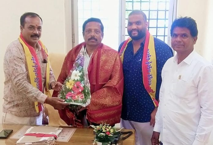 Honour given to Special Judicial Magistrate of Railway Court