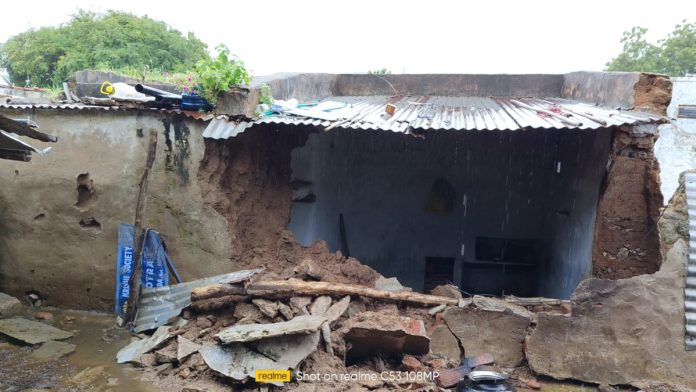 House collapsed due to rain in Kotra..