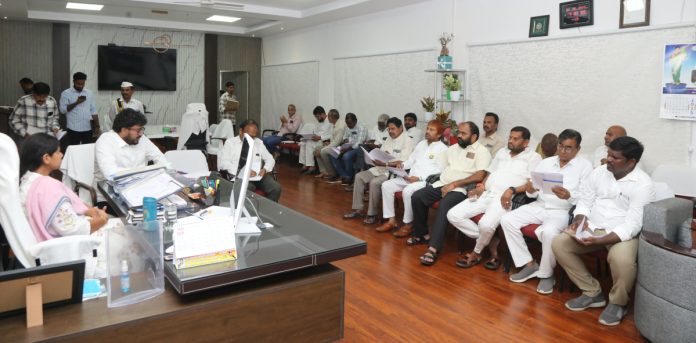 If there are any objections, they should be informed tomorrow: Collector