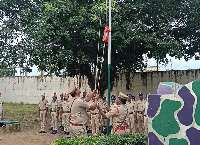 Independence Day celebrations at Pasra Police Station