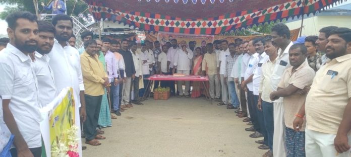 Jhansi Reddys birthday celebrated in grand style