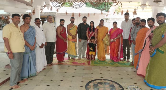 Judge Kalvakurthi performs special pujas at Gundala temple.