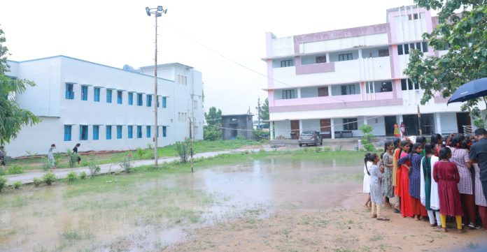 Kasturba Gandhi Gurukul School, which resembles a cripple