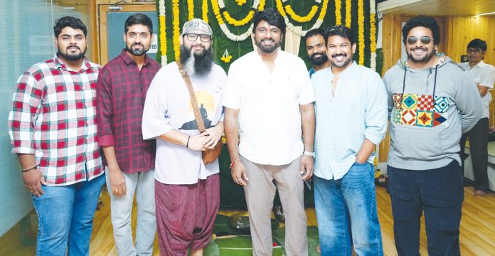 'కొక్కొరొకో'.. మొదలైంది