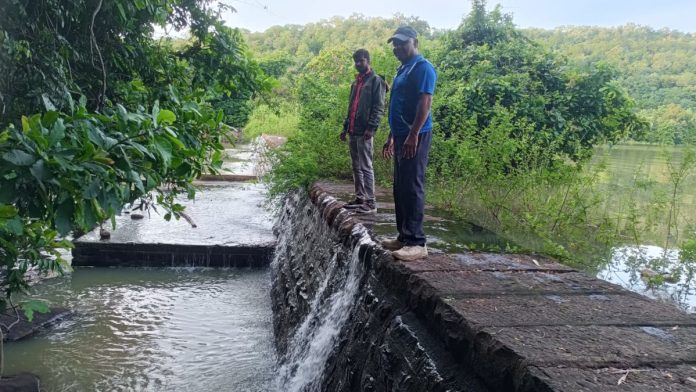 Laknavaram Lake is intoxicating.