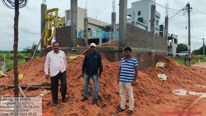 MPDO inspects Indirammas housing construction