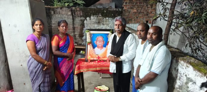 Mandakrishna Madiga visits the Gandhamala family