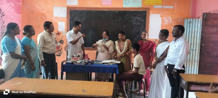 Medical examinations for students at Gurukul school