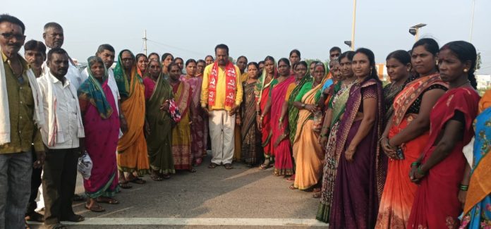 Mid-day meal workers moved to Hyderabad