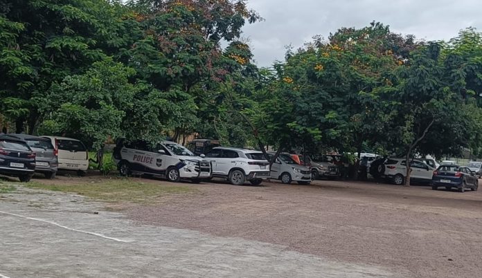 Parking facility for motorists at Rajiv Gandhi Auditorium