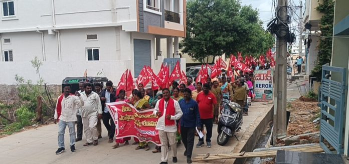 Pending salaries of GP workers should be paid immediately: CITU