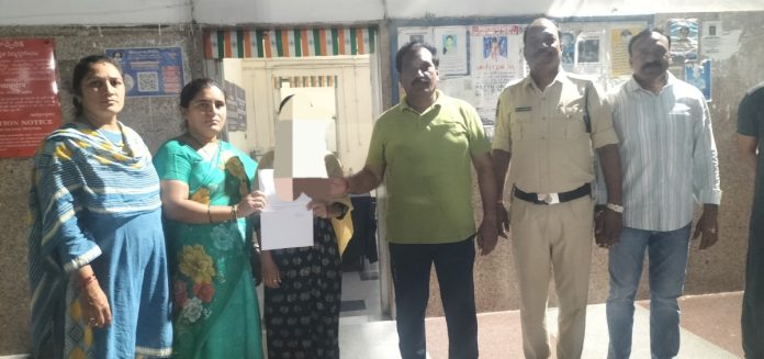 Railway police save youth from suicide attempt
