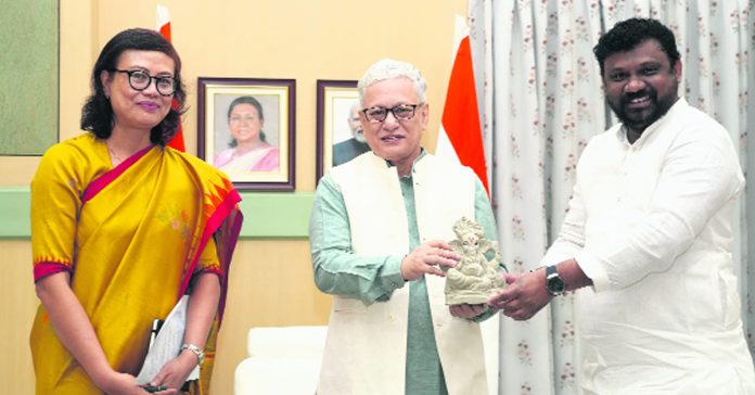 శాట్జ్‌ కోచ్‌లకు గుర్తింపు!