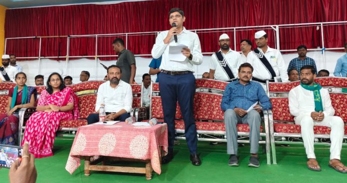 Showcase notice should be given to Jukkal Superintendent and Duty Doctor: Collector Ashish Sangwan