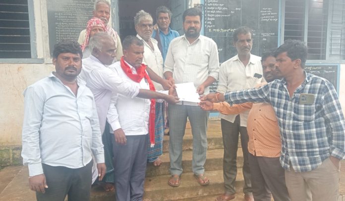 Solve the problems in Bidakanya village: CPI(M)