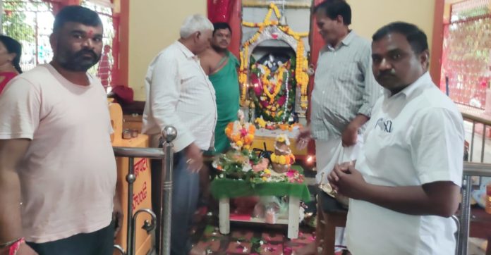 Special pujas in temples on Saturday of Shravan month
