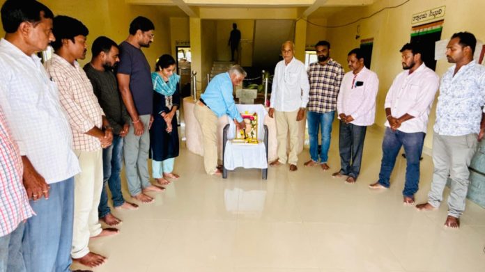 The great and honorable Professor Jayashankar