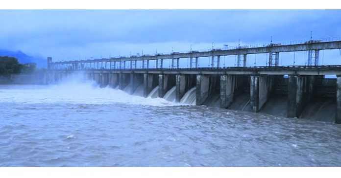 తాలి పేరు ప్రాజెక్టుకు భారీ వరద పోటు