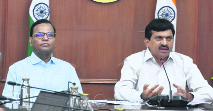 భారీగా నష్టపోయిన జిల్లాలకు అదనంగా నిధులు