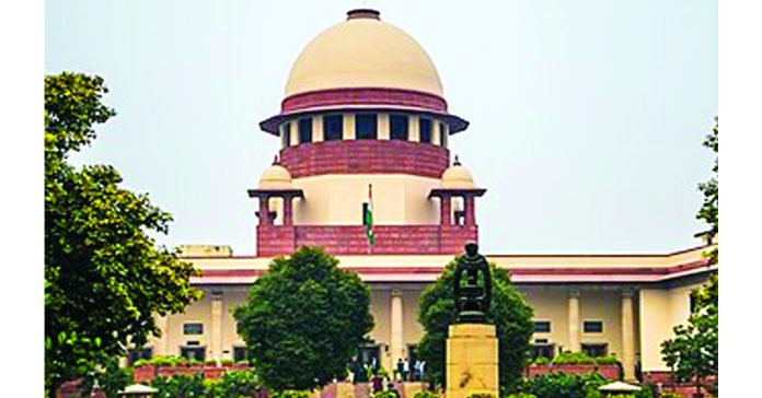 కేంద్ర, రాష్ట్ర ప్రభుత్వాలకు సుప్రీం నోటీసులు