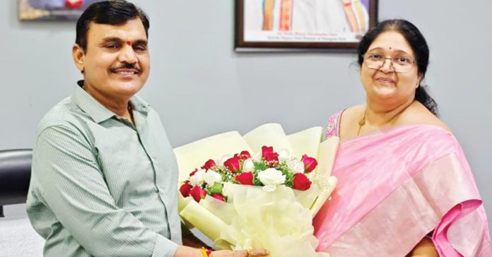 రెడ్కో నూతన చైర్మెన్‌ బాధ్యతల స్వీకరణ