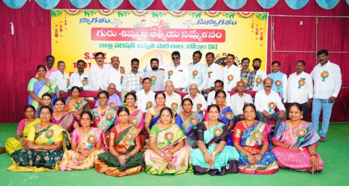 A grand spiritual gathering of teachers and disciples