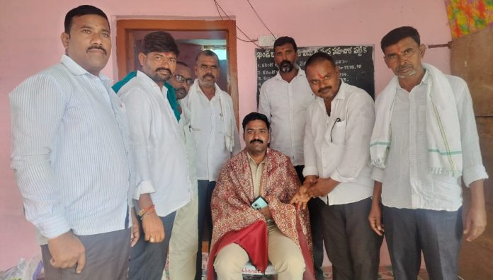A great honor for Jukkal SI Naveen Chandra..