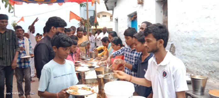 Annadanam at Papamma Temple