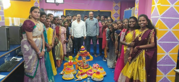 Bathukamma celebrations under the auspices of Manjeera Degree College