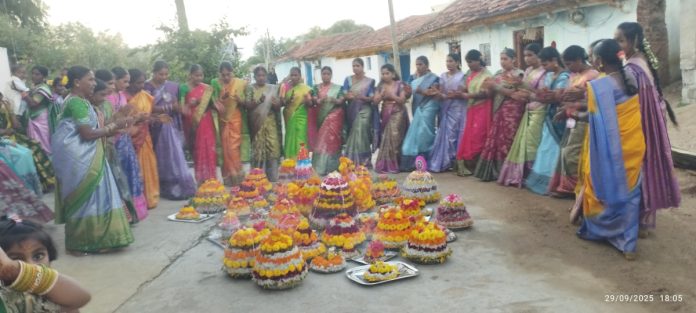 Bathukamma festival celebrated in Jangaon
