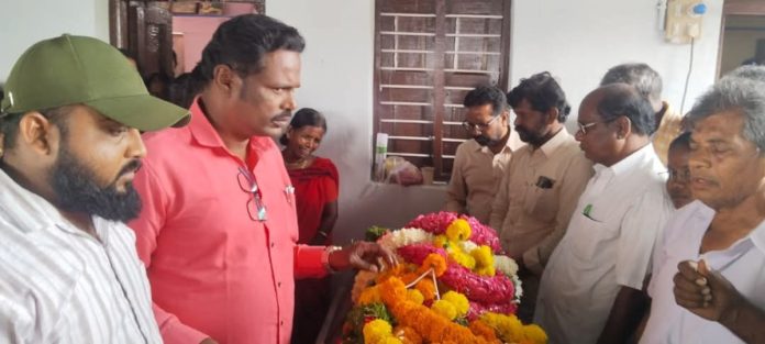 CPI(M) leaders pay tribute to Comrade Balayya on his death