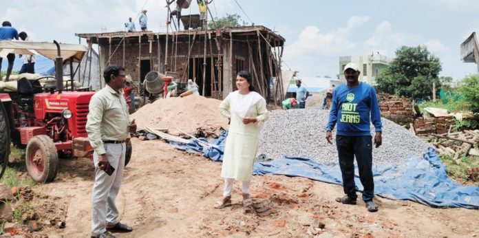 Construction of Indiramma houses should be completed quickly: MPDO