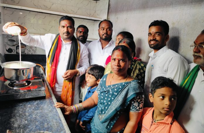 Construction of Indirammas houses should be completed: Beerla Ailaiah