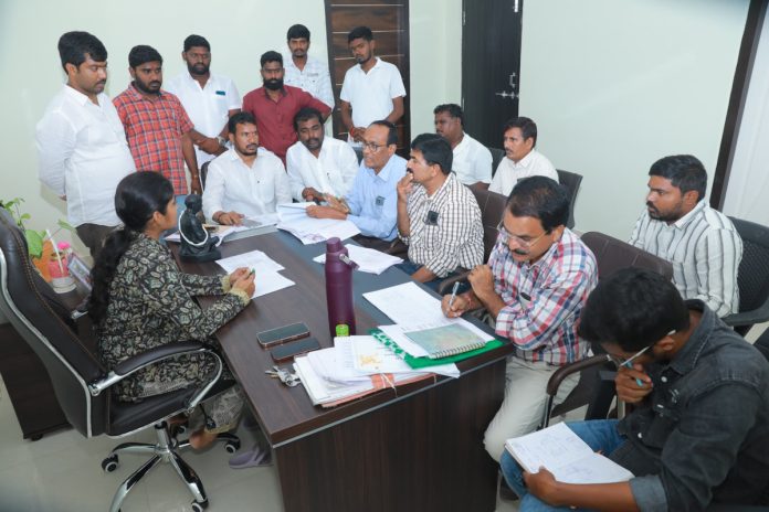 Development works should be completed on a war footing.
