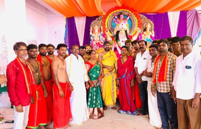 Devi Sharan Navaratri celebrations begin with grandeur