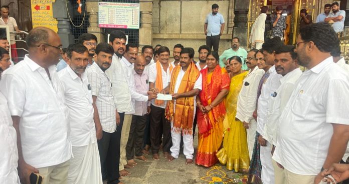 Donation of Rs. 5 lakh to Umamaheswara Temple