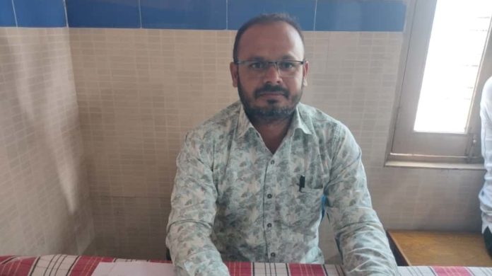 Ettiraju assumes responsibilities as Sirasanagandla GPO