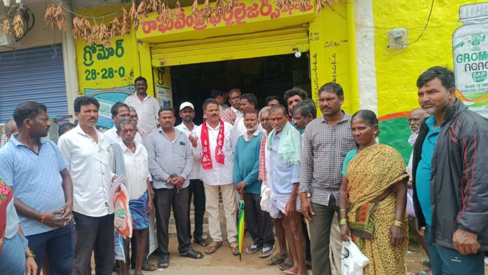 Farmers should be given adequate urea