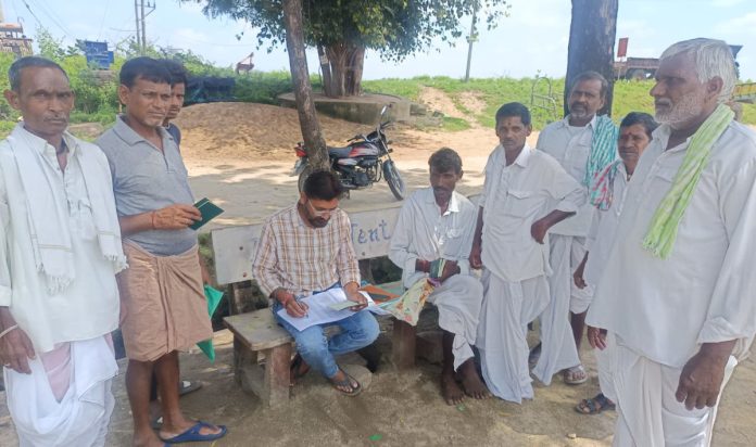 Farmers should register crop details.
