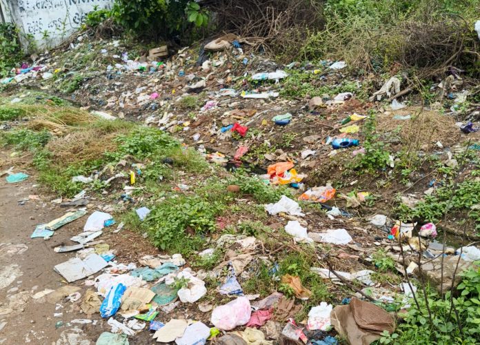 Garbage piled up in Ward 10.
