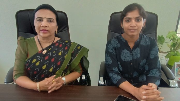Happy Saddula Bathukamma to women